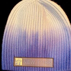 Robin Ruth New York beanie